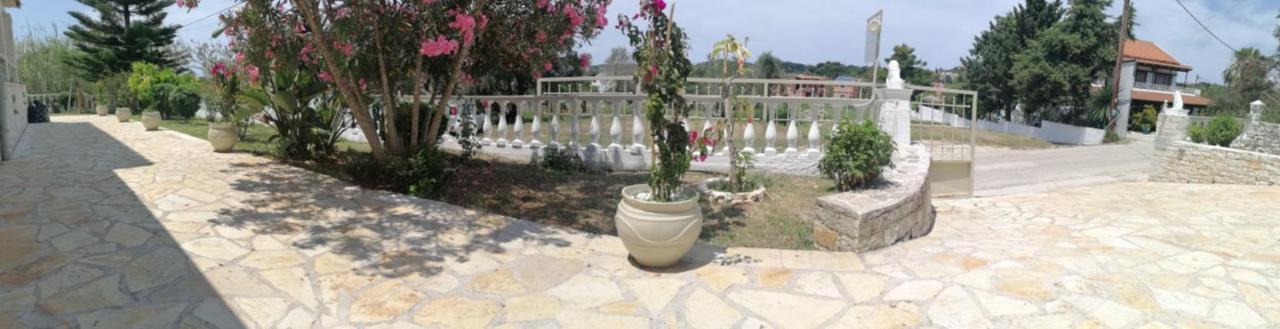 Makis Arillas (Corfu)
